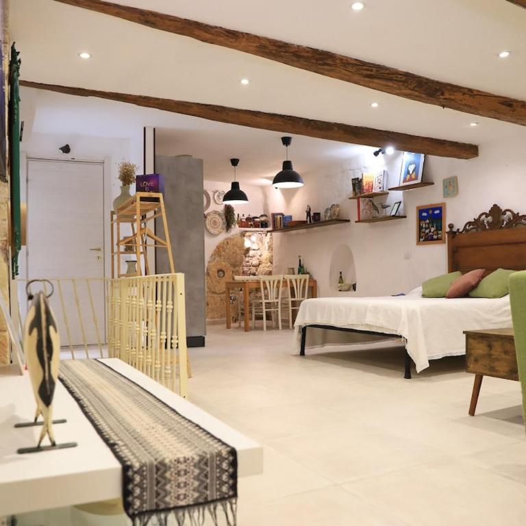 Domus Alchimia di Via Stretta - Castello - Two-Bedroom Apartment - 23