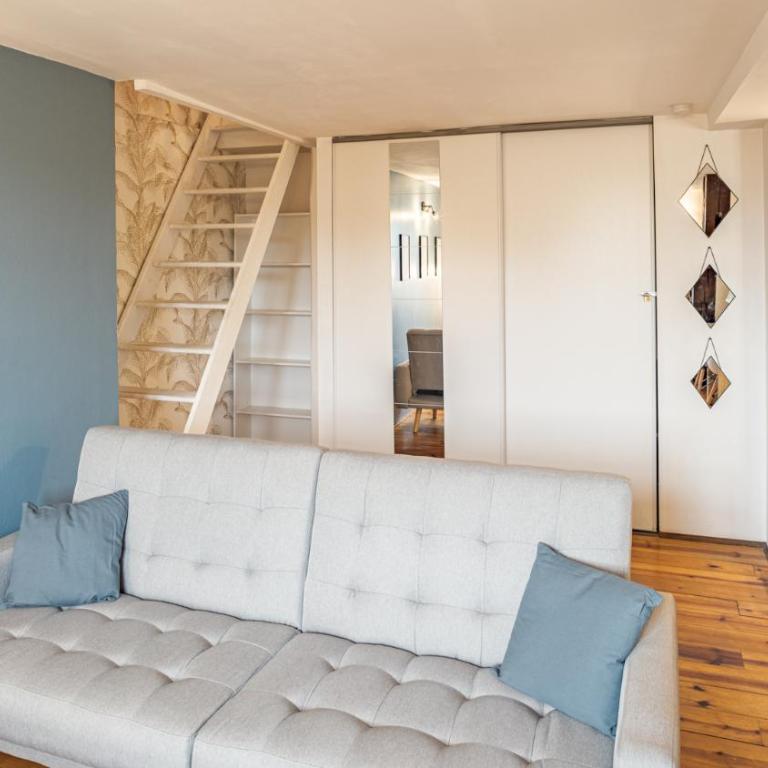 Duplex Poincaré - Proche Hôtel de Ville - 4 pers - Appartamento con 1 Camera da Letto - 3