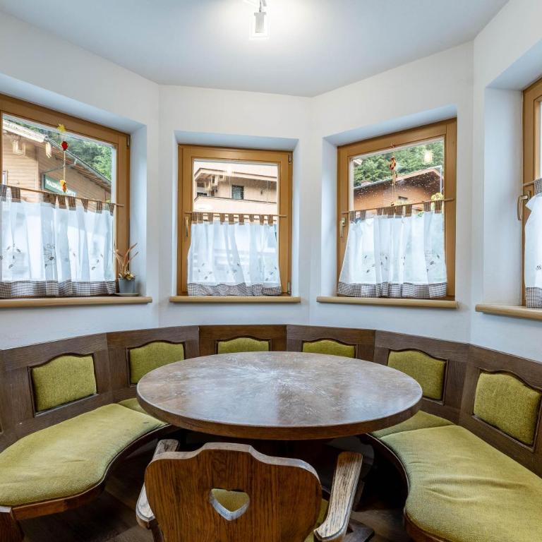 Appartement Schmittenblick - Three-Bedroom Apartment - 16