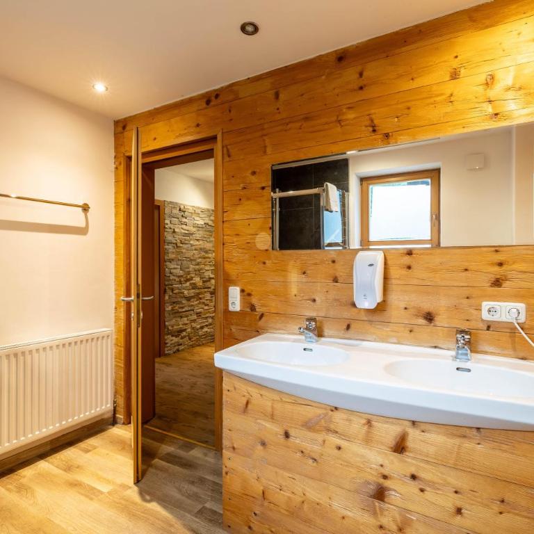 Appartement Schmittenblick - Three-Bedroom Apartment - 28