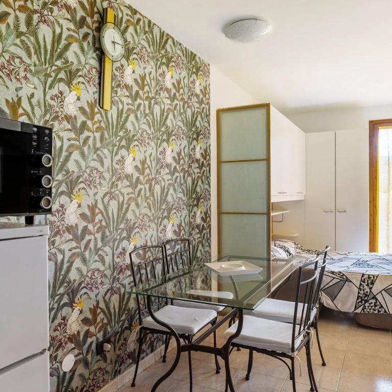 La Dolce Vacanza - Appartamento Superior con 1 Camera da Letto e Balcone - 8