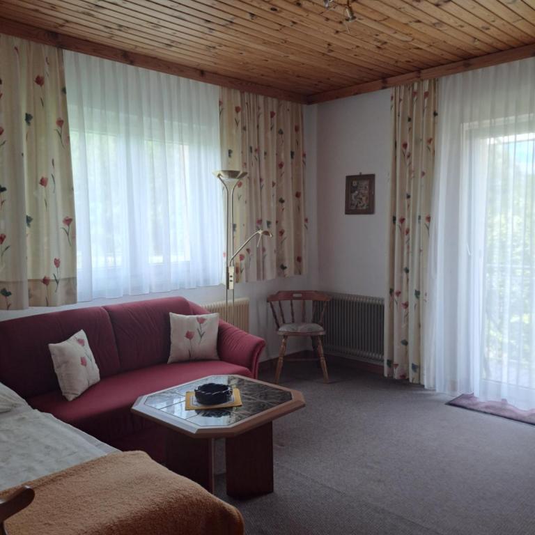 Haus Bärnthaler - Vierbettzimmer mit Balkon - 5