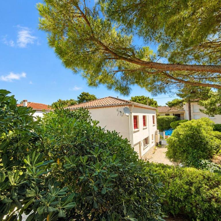 Studio rénové proche plage, calme, 2-4 pers. - FR-1-388-209 - Studio - 8