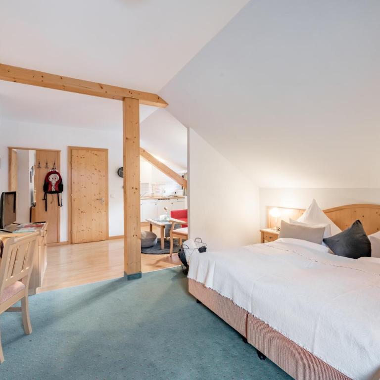 Inntaler Hof - Studio mit Balkon - 8