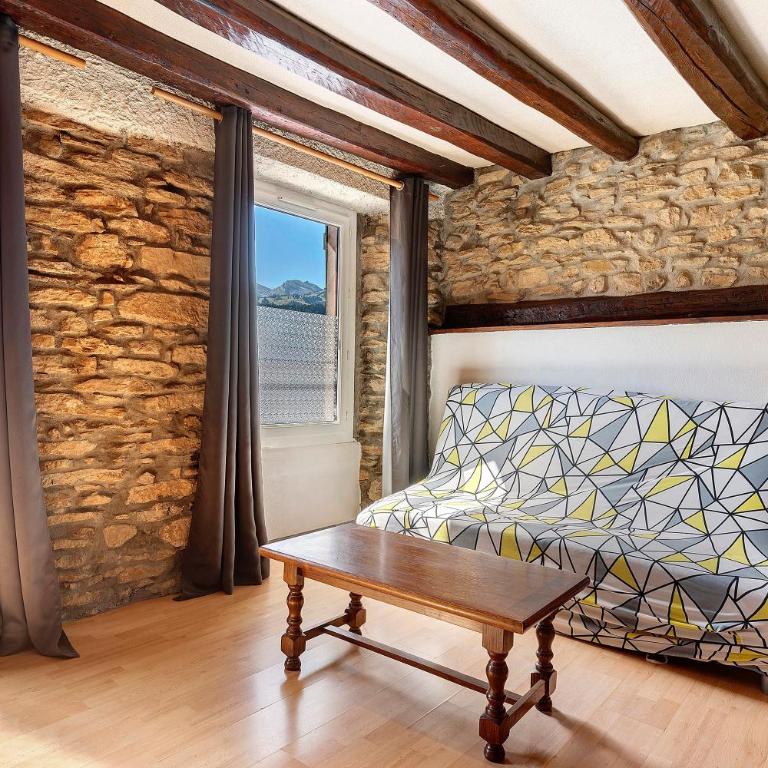 Appartement de caractère au centre - Apartamento de 2 dormitorios con vistas a la montaña - 6