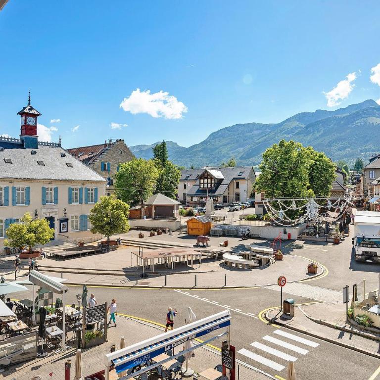 Appartement de caractère au centre - Apartamento de 2 dormitorios con vistas a la montaña - 22
