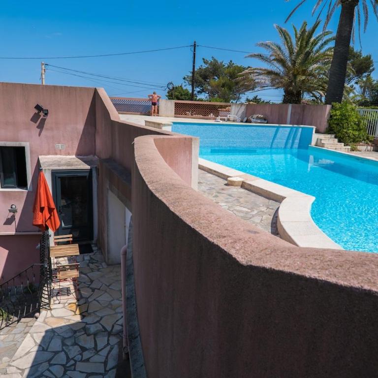 STUDIO Mini-Loft Les Pieds Dans L'Eau - Appartamento con 2 Camere da Letto - 2