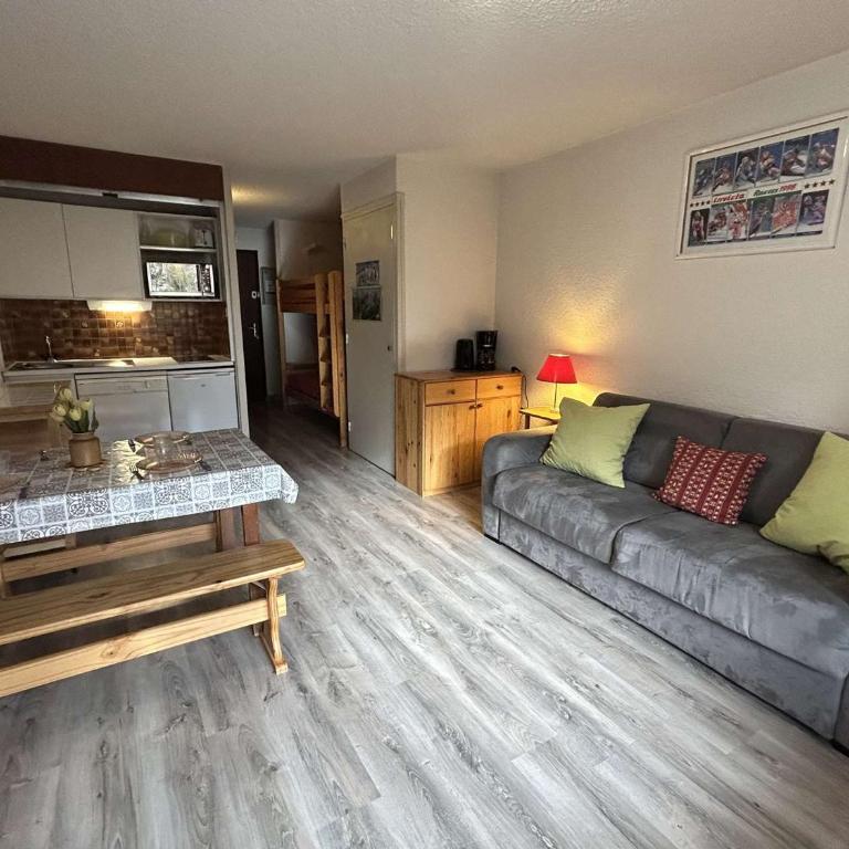 Studio lumineux 4 pers., balcon sud, parking - Serre-Chevalier - Appartement 1 Chambre - 16