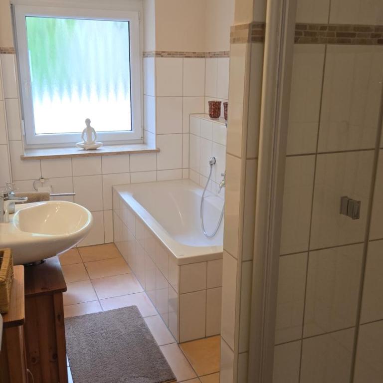 FRANZ - Charmante FeWo nah City, HBF & Wertachpark - Ideal für URLAUB und ARBEIT - Appartement 1 Chambre - 5