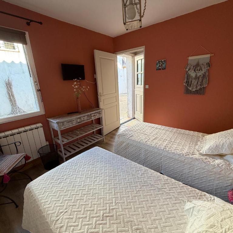 le Relais de la Cavayere - Chambres d'hôtes avec SPA & SAUNA Carcassonne - Parking privé ferme - Suite Familiale - 18