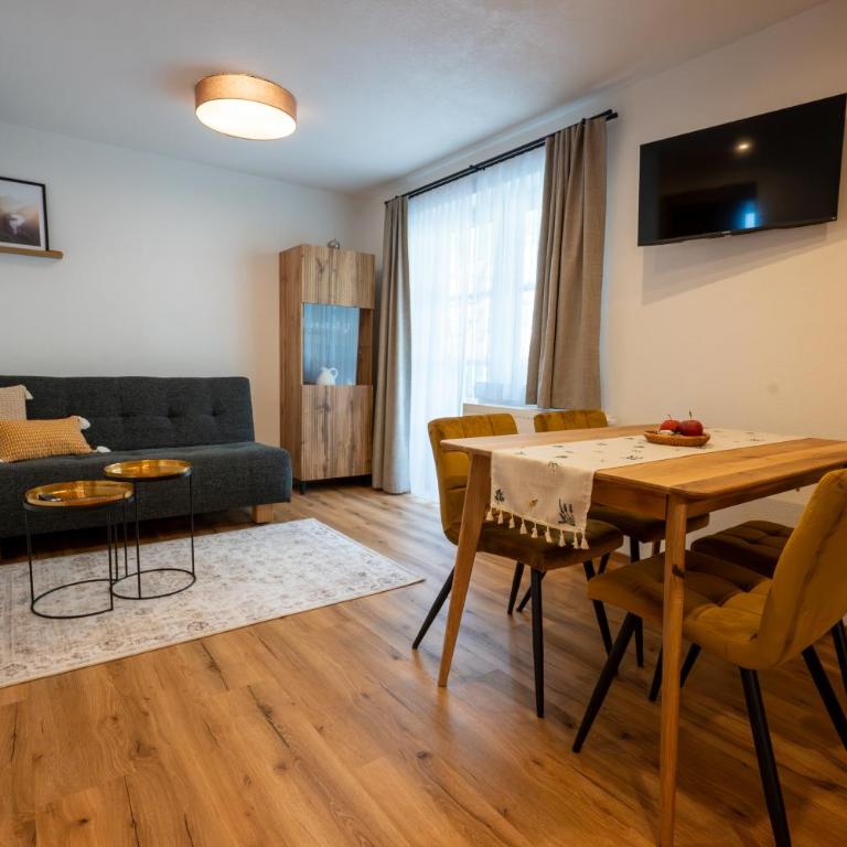 Ferienwohnung Tiefengraber - Apartment mit Aussicht und Balkon - 4