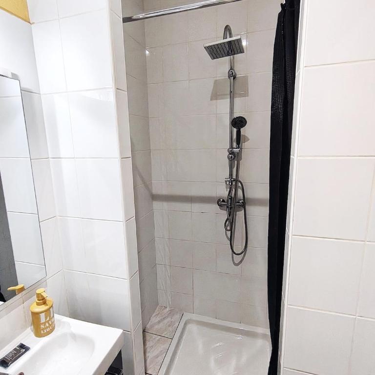 Petit Cocon Proche NEOMA - Stade Auguste Delaune - Apartamento de 1 dormitorio - 24