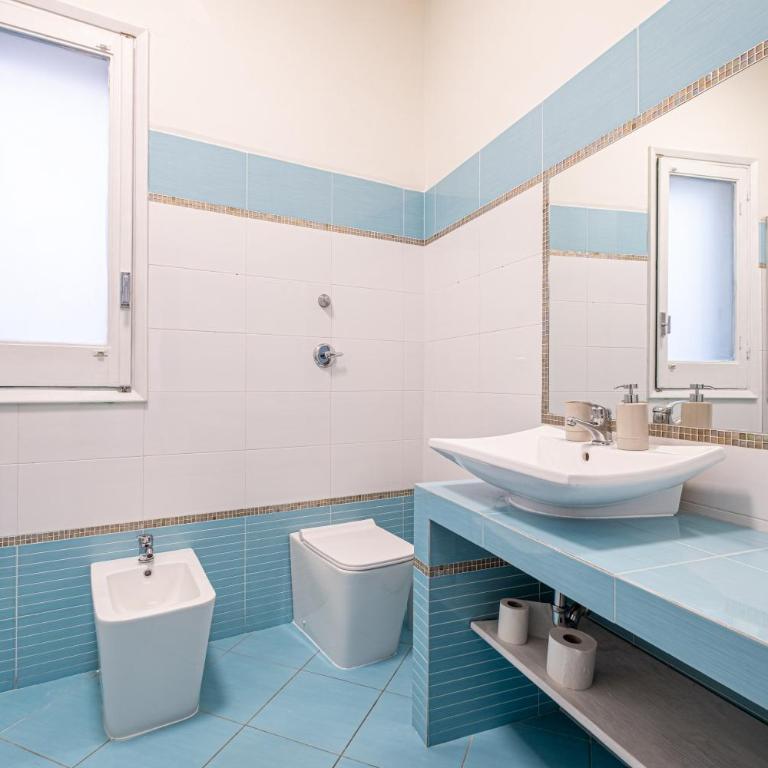 BISCOTTAI Port Apartments - Three-Bedroom Apartment - 18