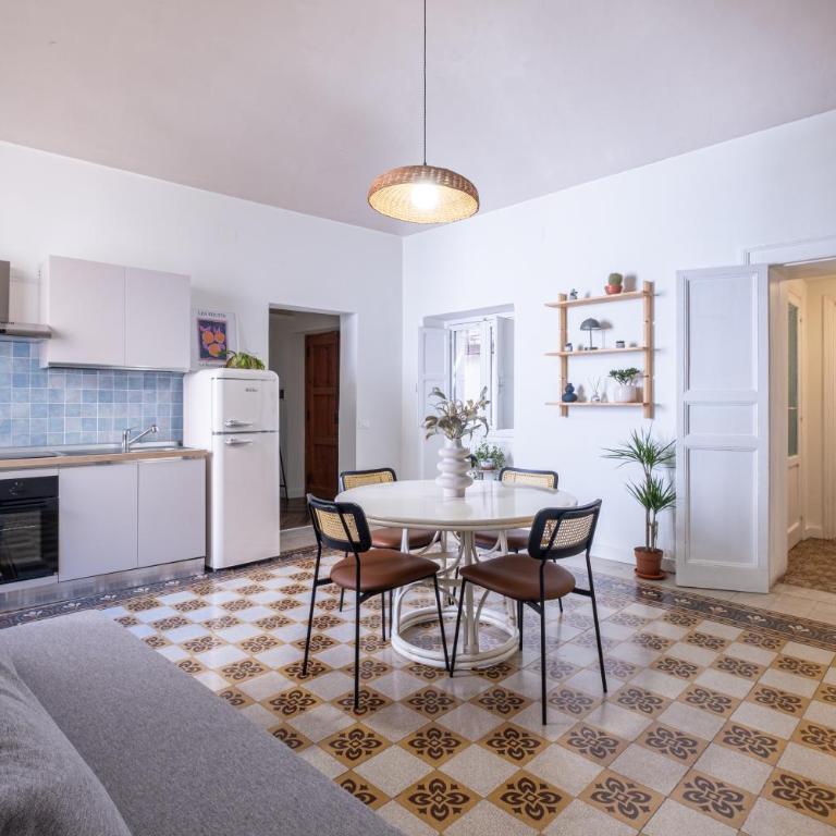 BISCOTTAI Port Apartments - Three-Bedroom Apartment - 10