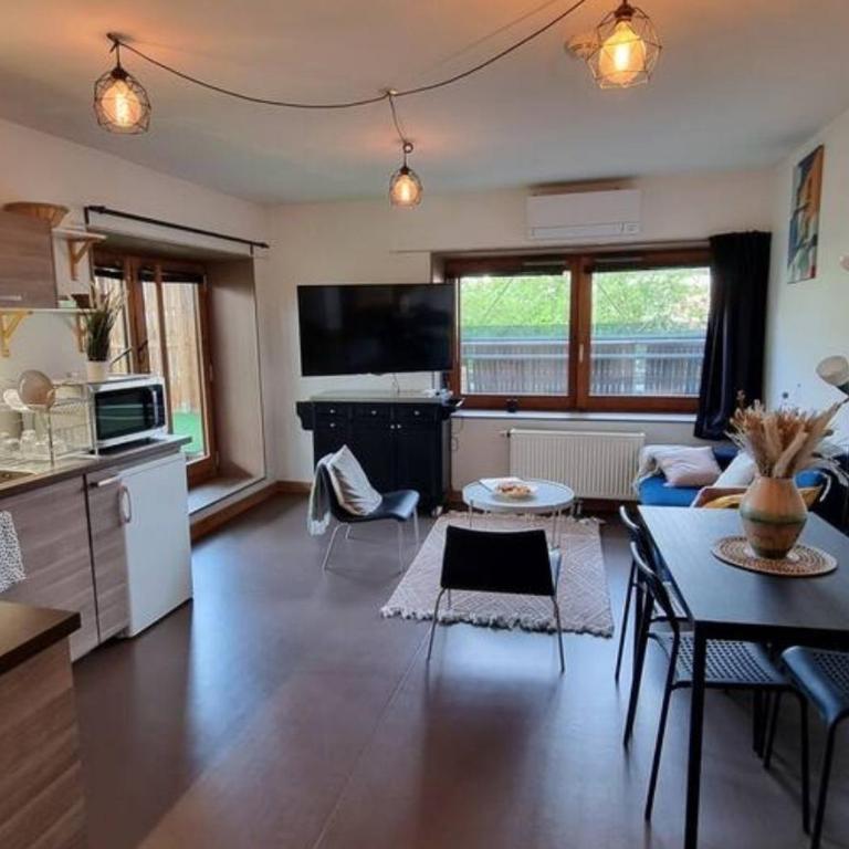 Auberge de Jeunesse HI Paris Yves Robert - Appartement avec Terrasse pour 4 Personnes - 8