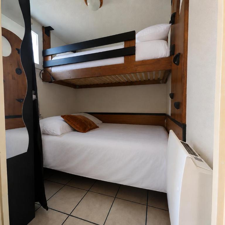 L'Escapade - Face Mer, Wifi, Parking, TV - Two-Bedroom Apartment - 3