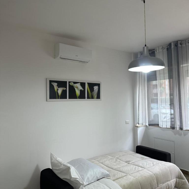 New Florence Smart Flat - Parking & Tram Stop - One-Bedroom Apartment - 10
