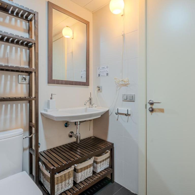 Forum Playa and Pool Barcelona - Apartamento - 23