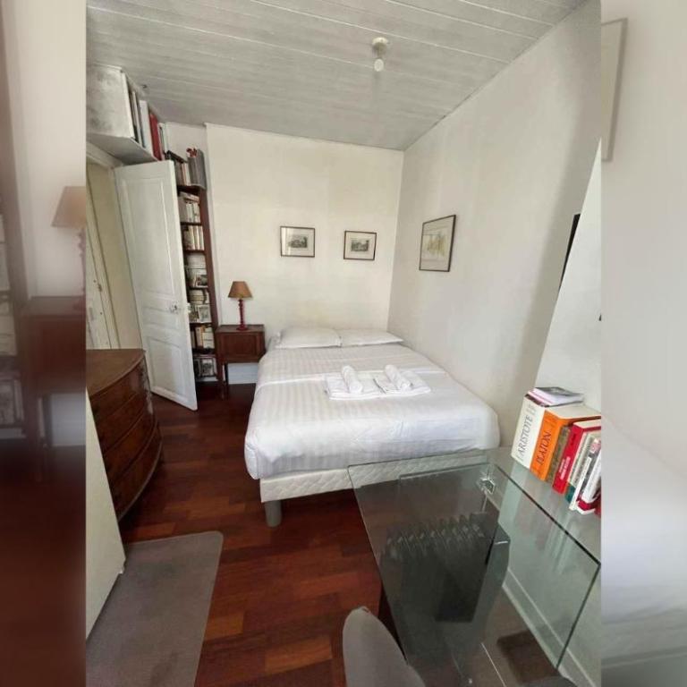 Cozy 1 Bedroom Apartment In 14th - One-Bedroom Apartment - 8