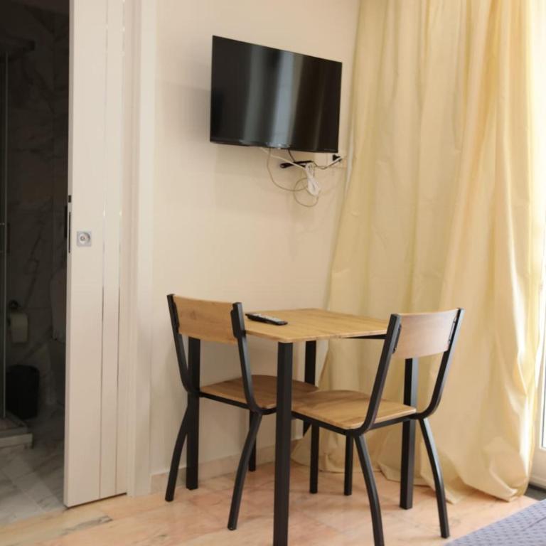 Dimora del mare - Camera Matrimoniale con Balcone - 21