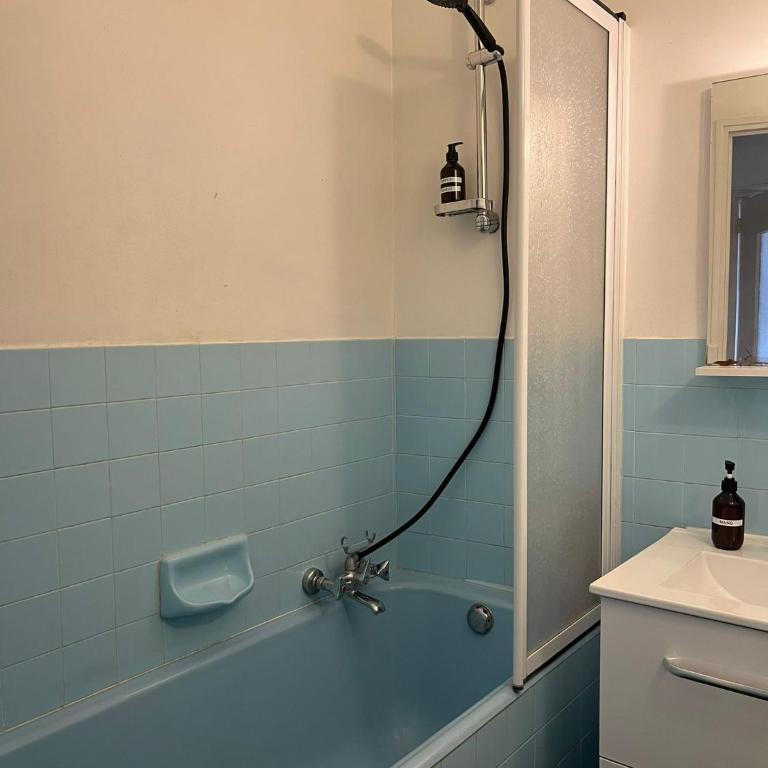 Vue mer, plage à pied, 2 chambres - Two-Bedroom Apartment - 9