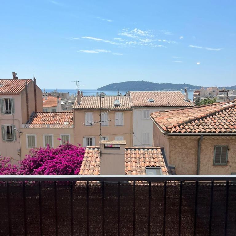 Vue mer, plage à pied, 2 chambres - Two-Bedroom Apartment - 1