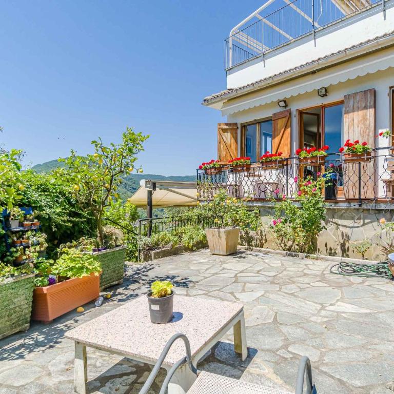 GuestHost - Exclusive Villa with pool & parking - Villa - 5