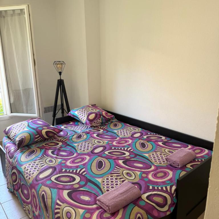 Happy place - Chambre Double avec Salle de Bains Commune - 1