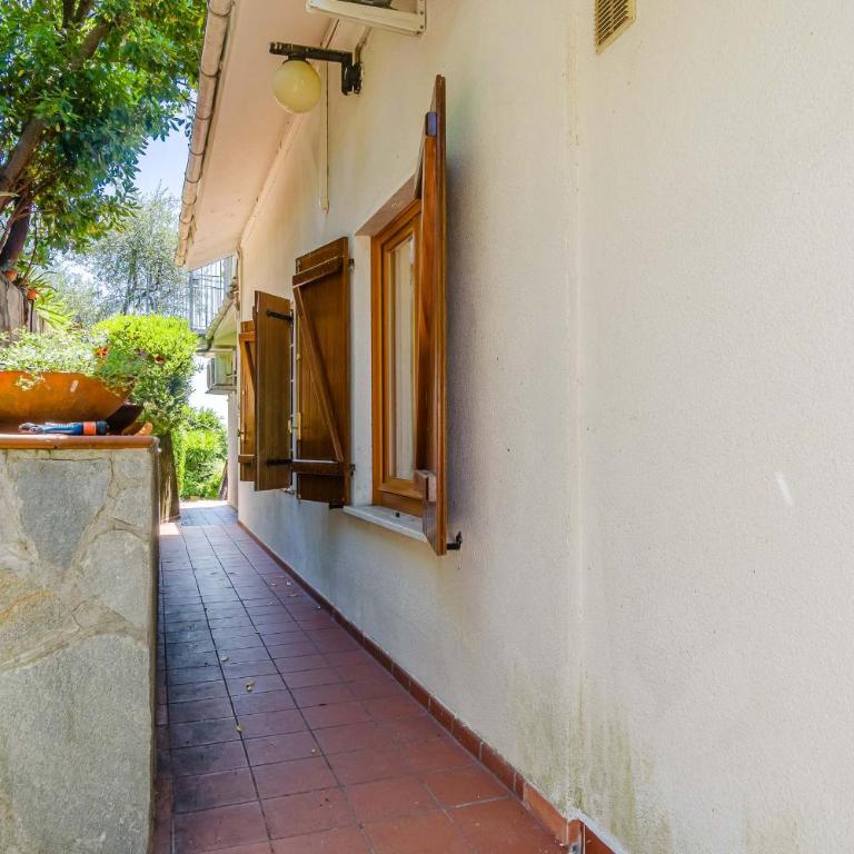 GuestHost - Exclusive Villa with pool & parking - Villa - 94