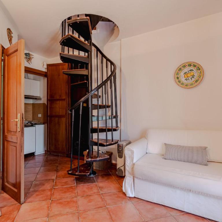 GuestHost - Exclusive Villa with pool & parking - Villa - 49