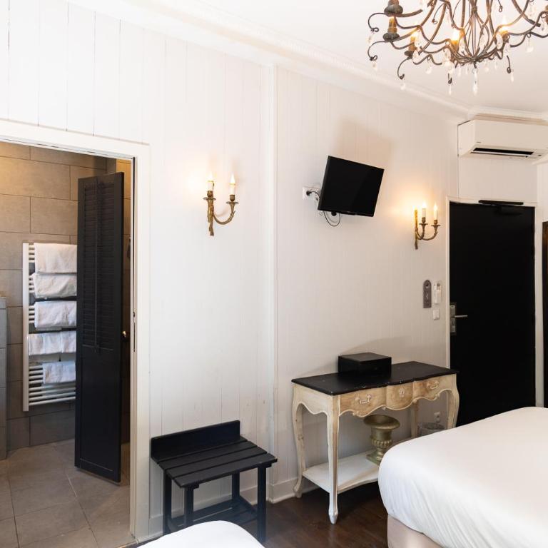 Hôtel de l'Avre - Deluxe Double Room - 2