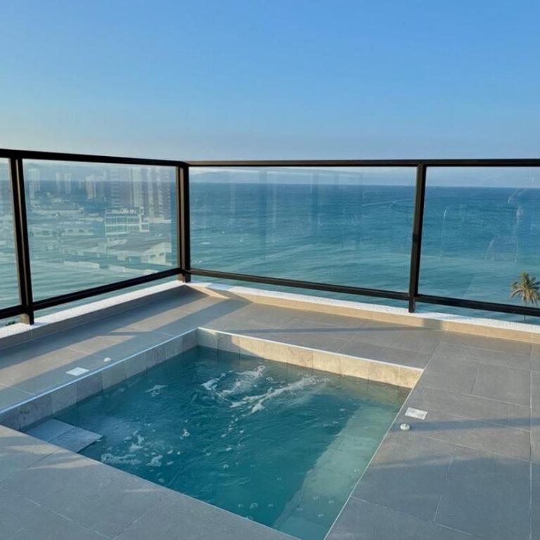 Vista al Mar, piscina - Two-Bedroom Apartment - 10