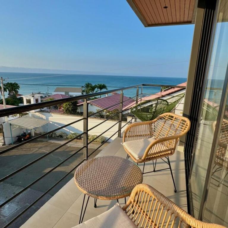 Vista al Mar, piscina - Two-Bedroom Apartment - 14