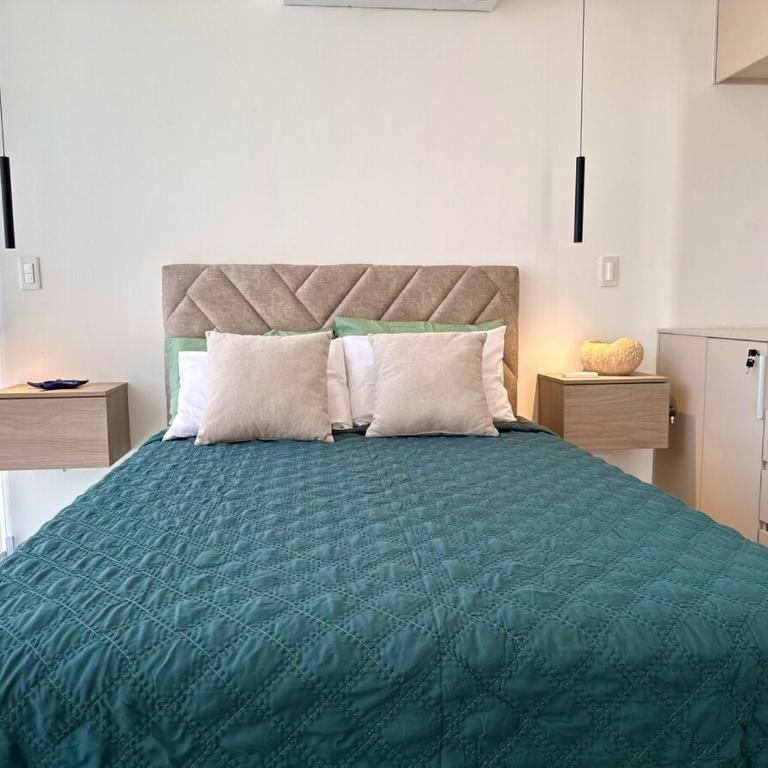 Vista al Mar, piscina - Two-Bedroom Apartment - 24