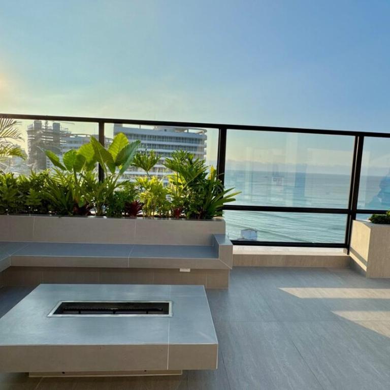 Vista al Mar, piscina - Two-Bedroom Apartment - 33