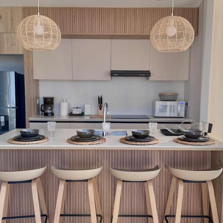 Vista al Mar, piscina - Two-Bedroom Apartment - 40