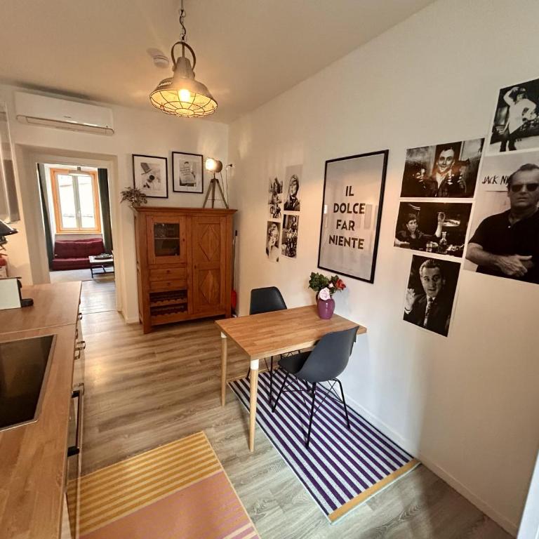 Spencer Hill - Trieste Reception - Appartamento con 2 Camere da Letto - 6