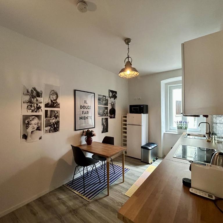 Spencer Hill - Trieste Reception - Appartamento con 2 Camere da Letto - 21