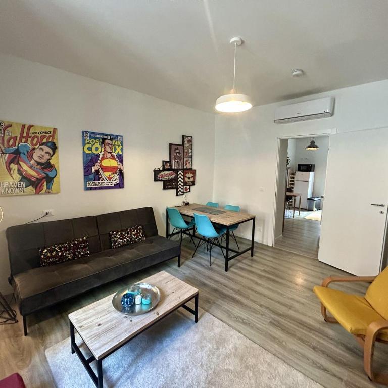 Spencer Hill - Trieste Reception - Appartamento con 2 Camere da Letto - 1
