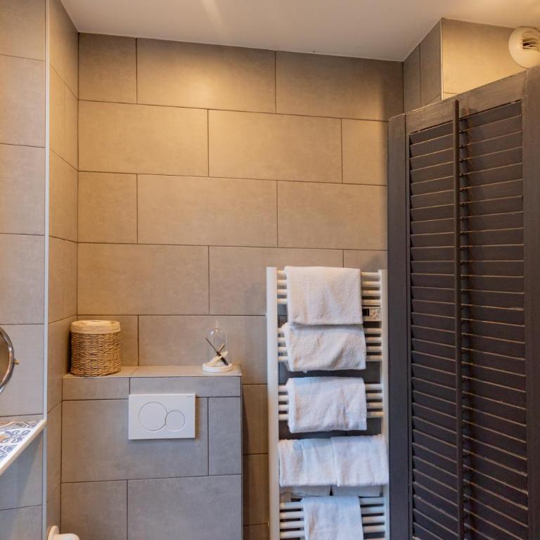 Hôtel de l'Avre - Deluxe Double Room - 3