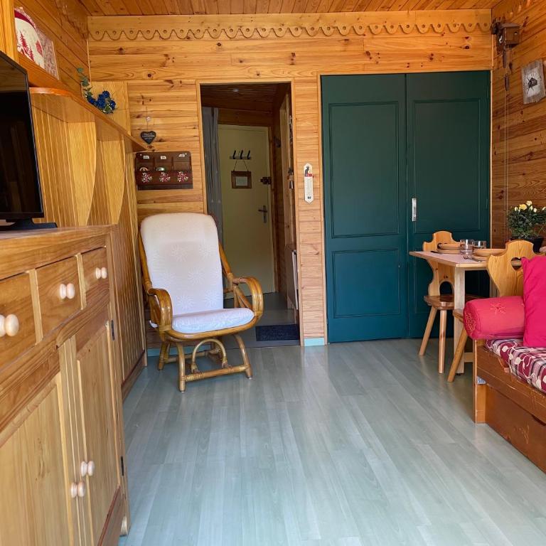 L'ALTI -Studio Balcon vue montagne Villard-de-Lans - One-Bedroom Apartment - 3