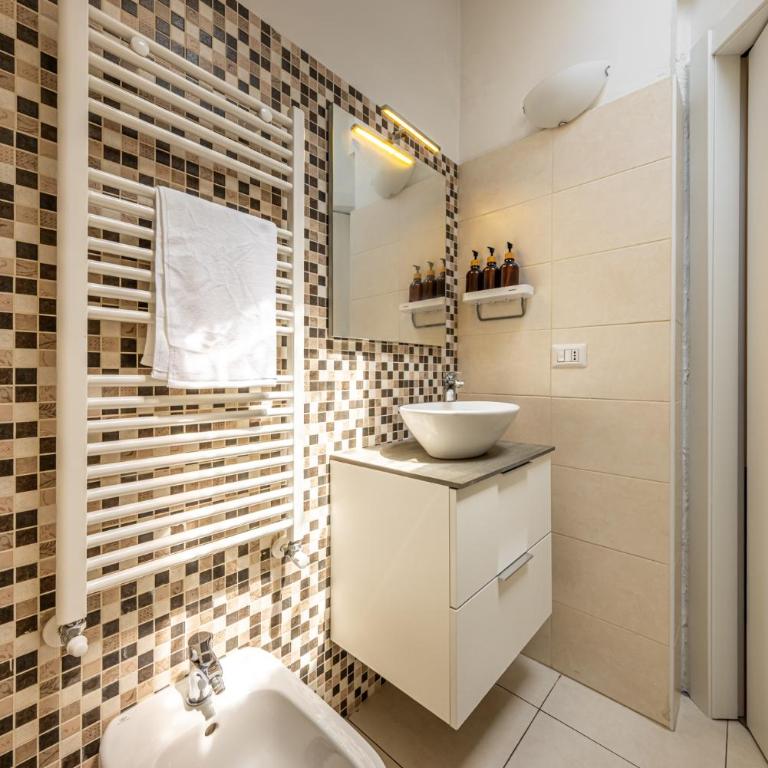Bertini Terrace Luxury Apartment - Appartamento con 2 Camere da Letto e Terrazza - 17
