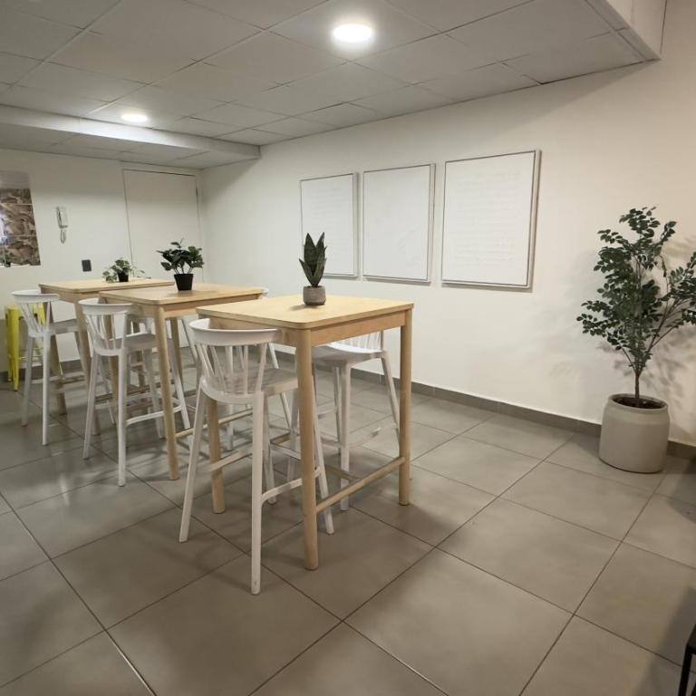 Oceana Suites Parque San Eugenio - One-Bedroom Apartment with City View - 11