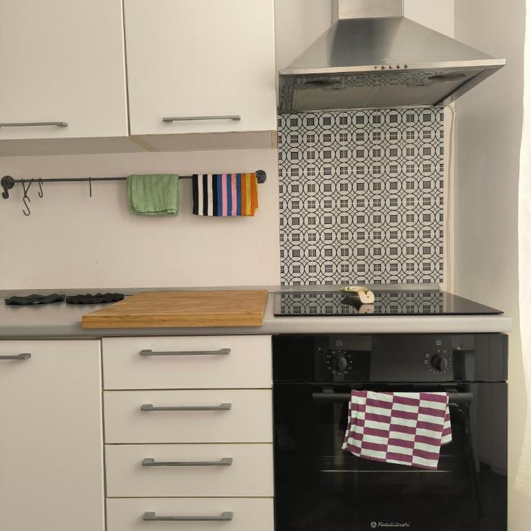 Appartamento strada Zonelli 3 - Appartamento con 2 Camere da Letto - 4