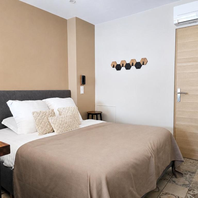 Appart Hotel Spa Perpignan - Studio avec Terrasse - 3