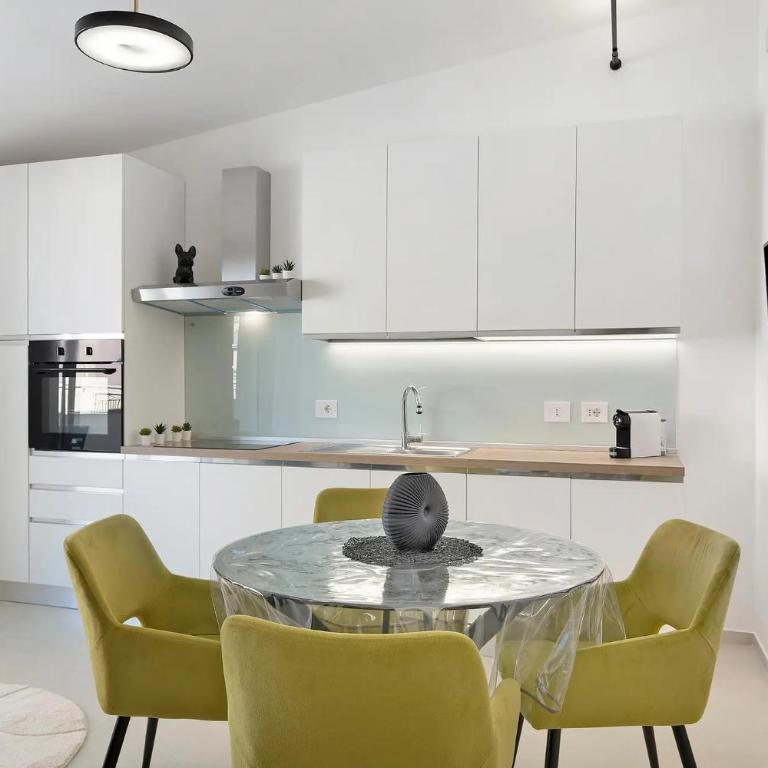 Palazzo Tilde - Appartamento con 1 Camera da Letto - 2
