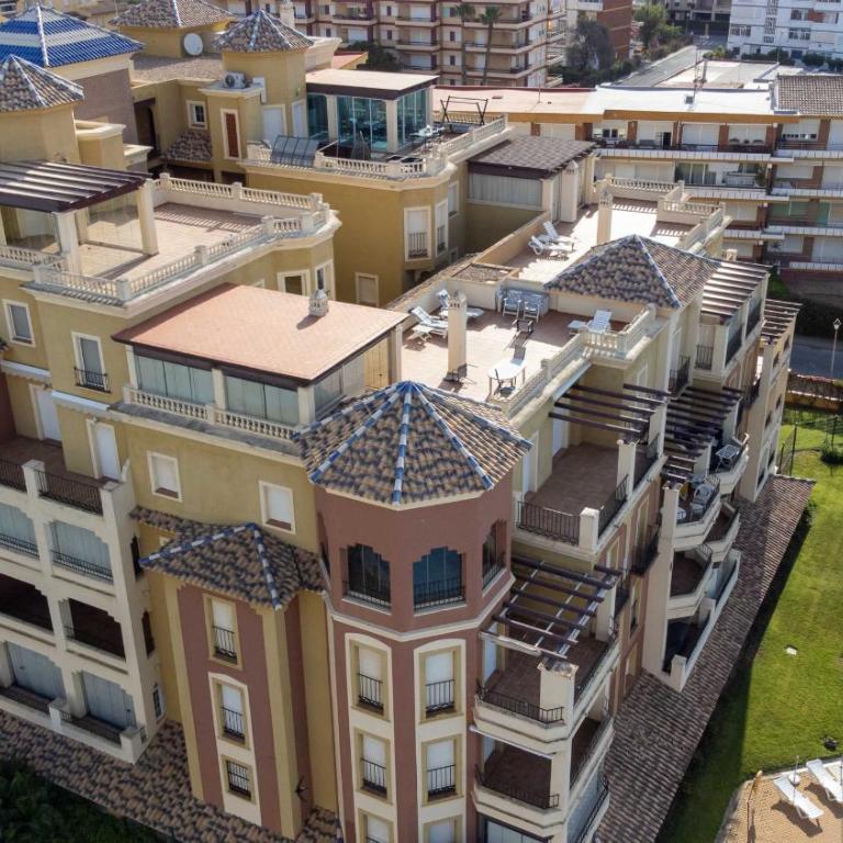 Beachfront Apartment - Sea View - COU02 - Three-Bedroom Apartment with Sea View - 28