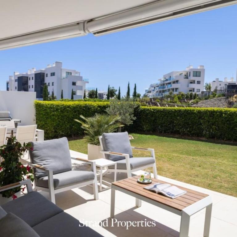 Modern Garden Villa Apartment with a Spacious Terrace - Apartamento - 9