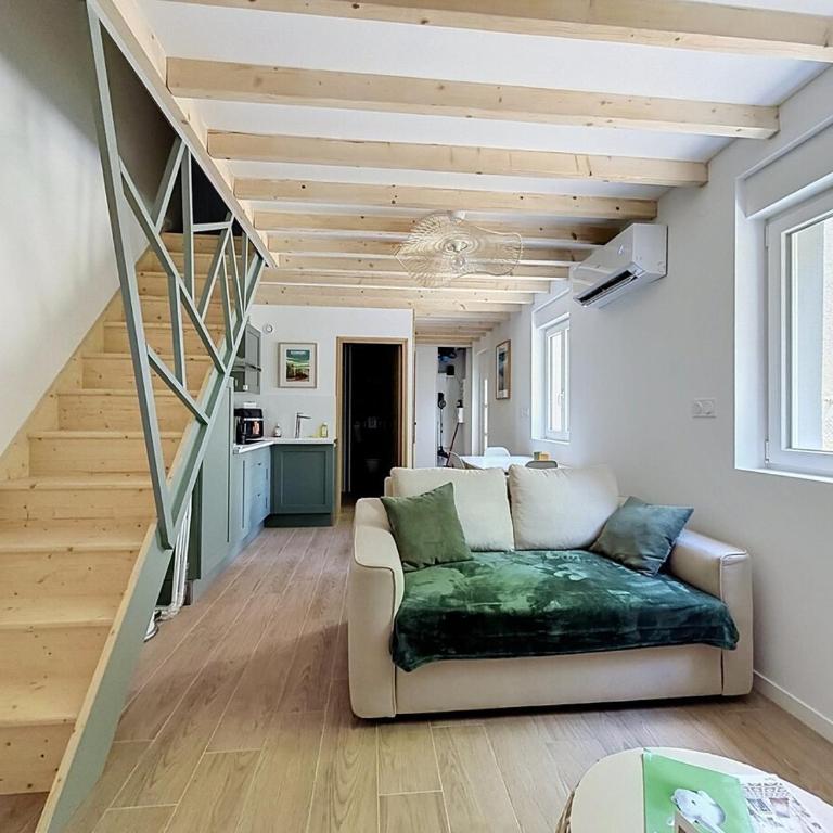 Duplex Design 6 personnes 2 chambres Clim Parking - Appartement 2 Chambres - 4