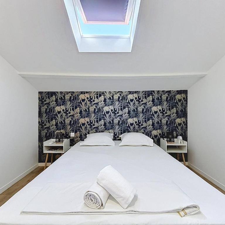 Duplex Design 6 personnes 2 chambres Clim Parking - Appartement 2 Chambres - 9